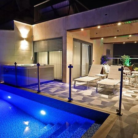 Luxury Rooftop Apartment In Netanya Exterior foto
